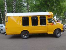 dodge_partybus_1